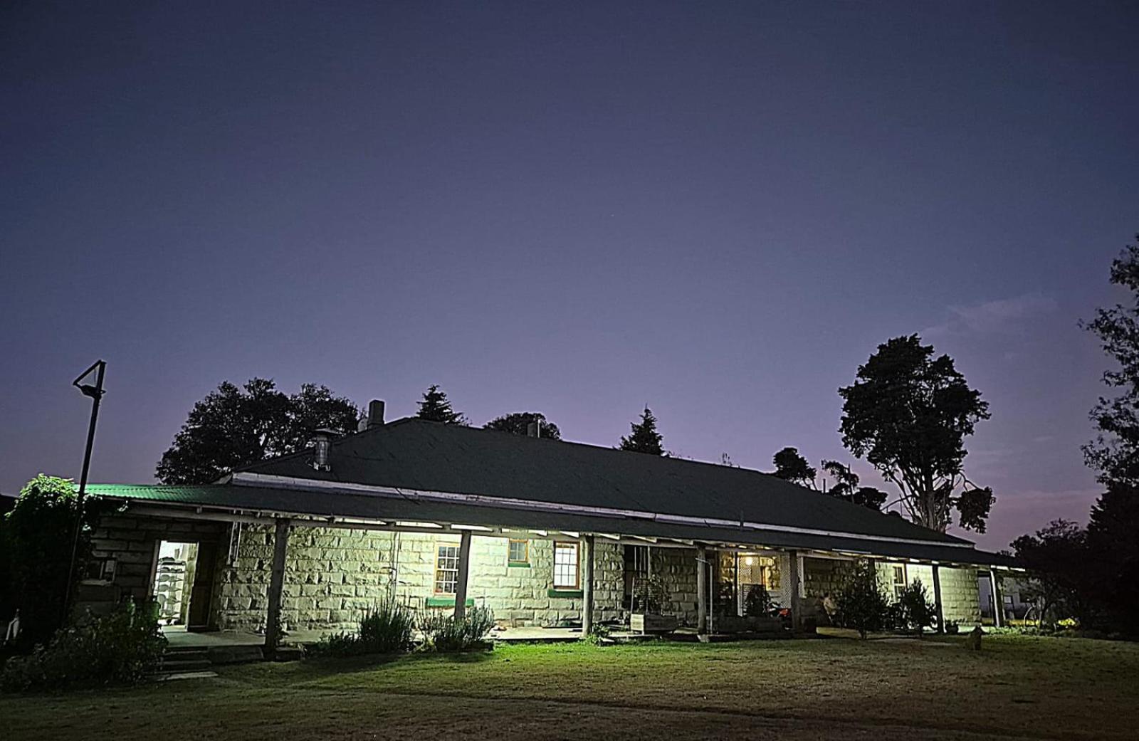 The Border Post, Bed And Breakfast Bergville Exterior foto
